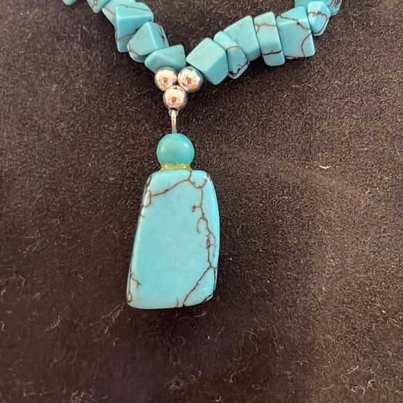 Turquoise Necklace - Picture 2 of 8